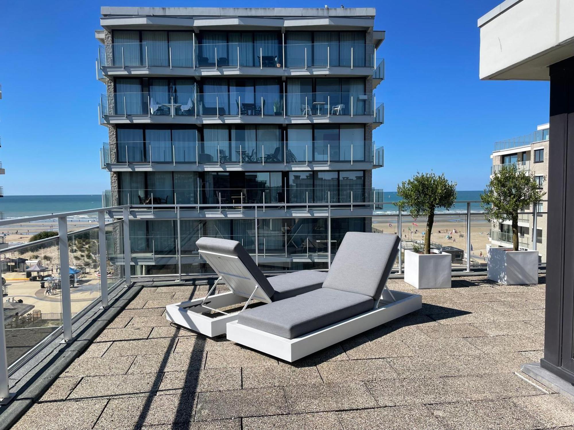 Ferienwohnung Sea View Penthouse De Panne Exterior foto